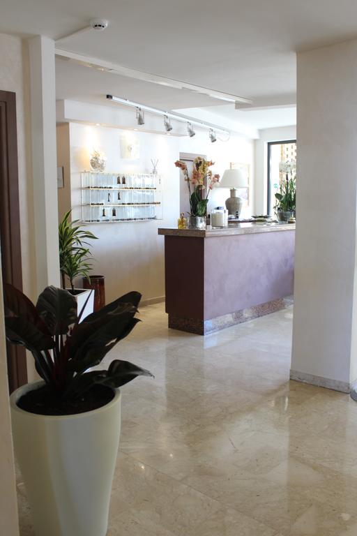 Hotel Adler Gabicce Mare Exterior photo