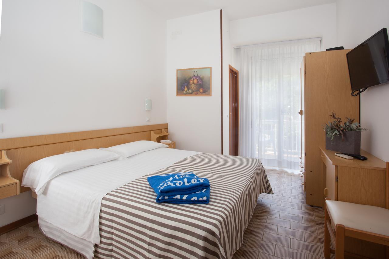 Hotel Adler Gabicce Mare Exterior photo
